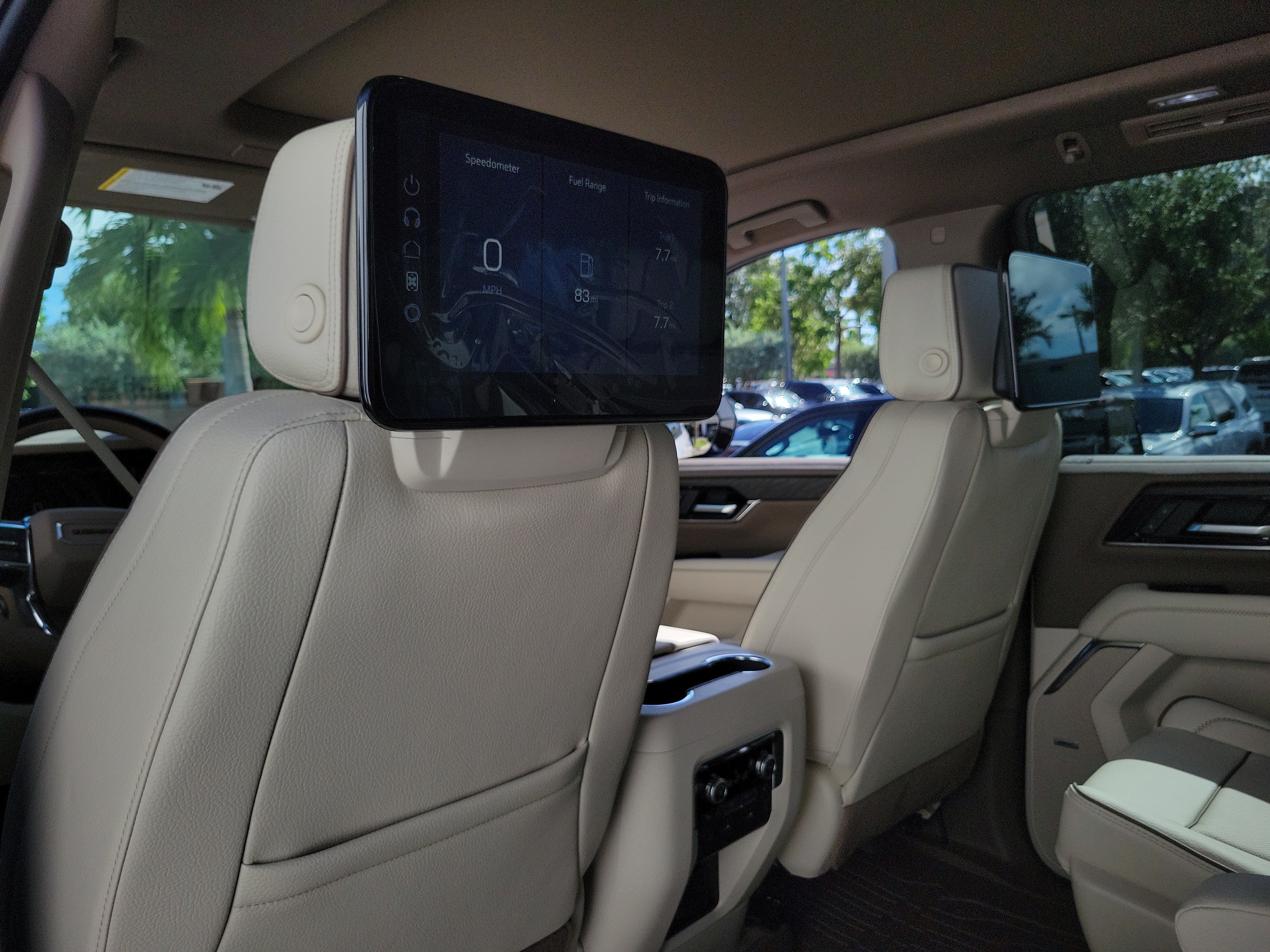 New 2026 GMC Yukon XL Denali w/ Denali Reserve Package AWD/4WD image 15
