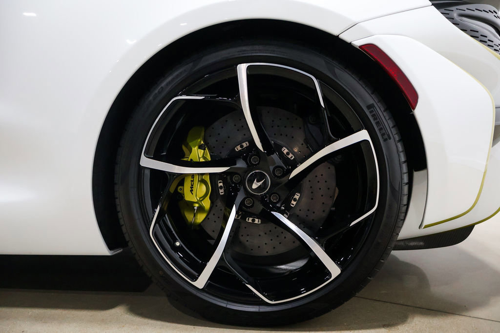 Used 2021 McLaren Elva RWD image 28