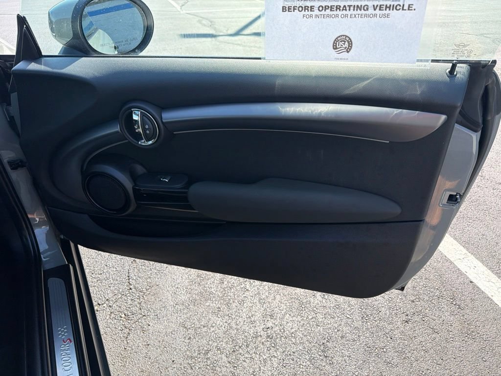 Used 2023 MINI Cooper S w/ Driver Assistance Package FWD image 23