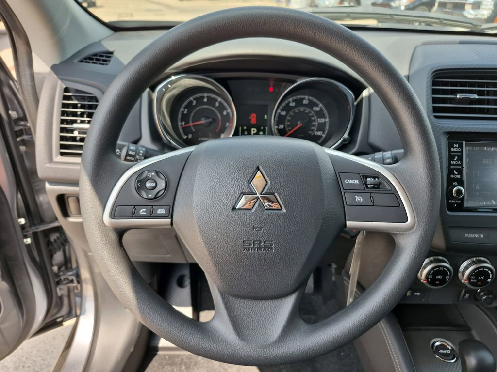 Used 2025 Mitsubishi Outlander Sport ES AWD/4WD image 14