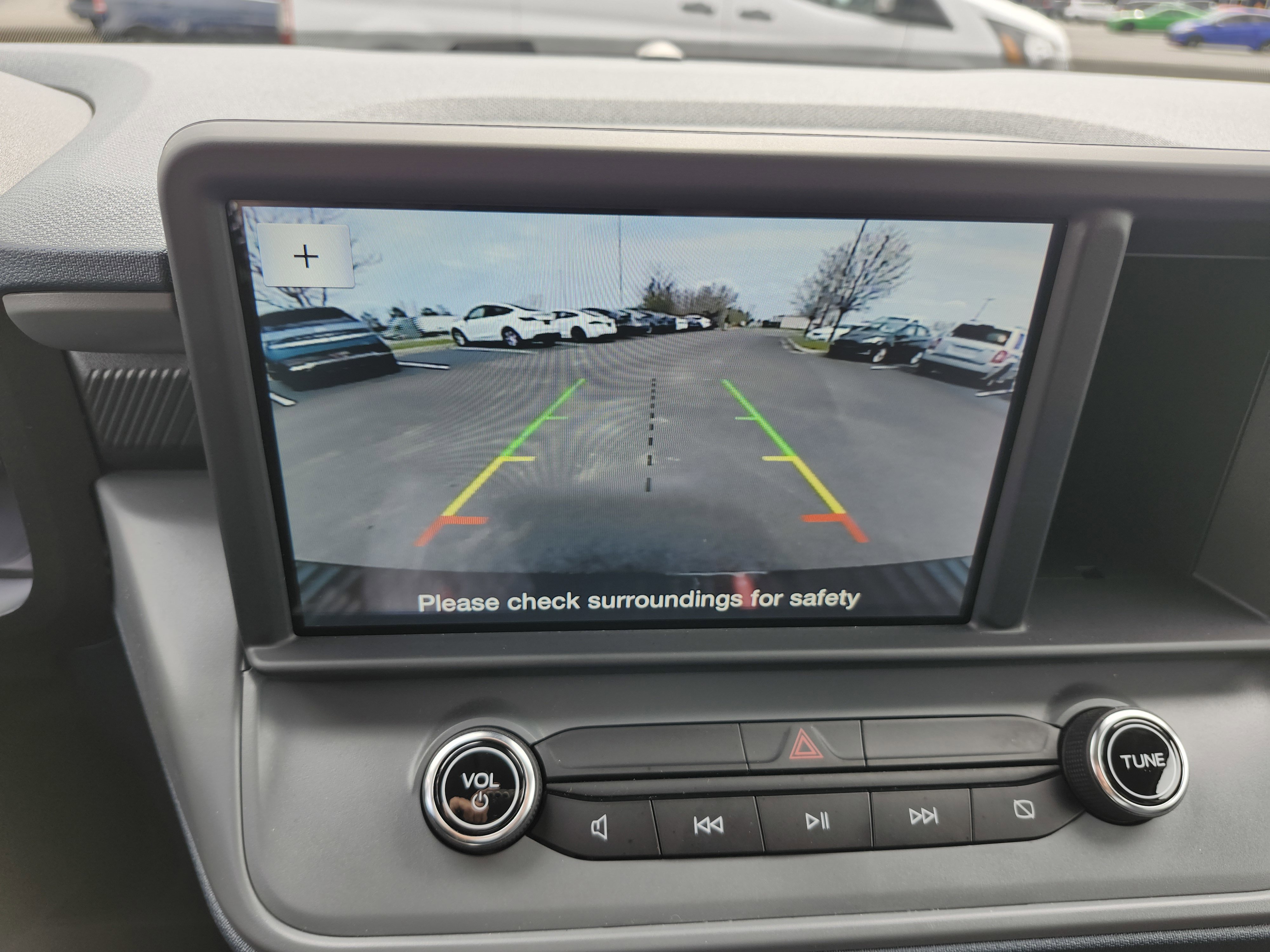 Used 2024 Ford Maverick XL image 2