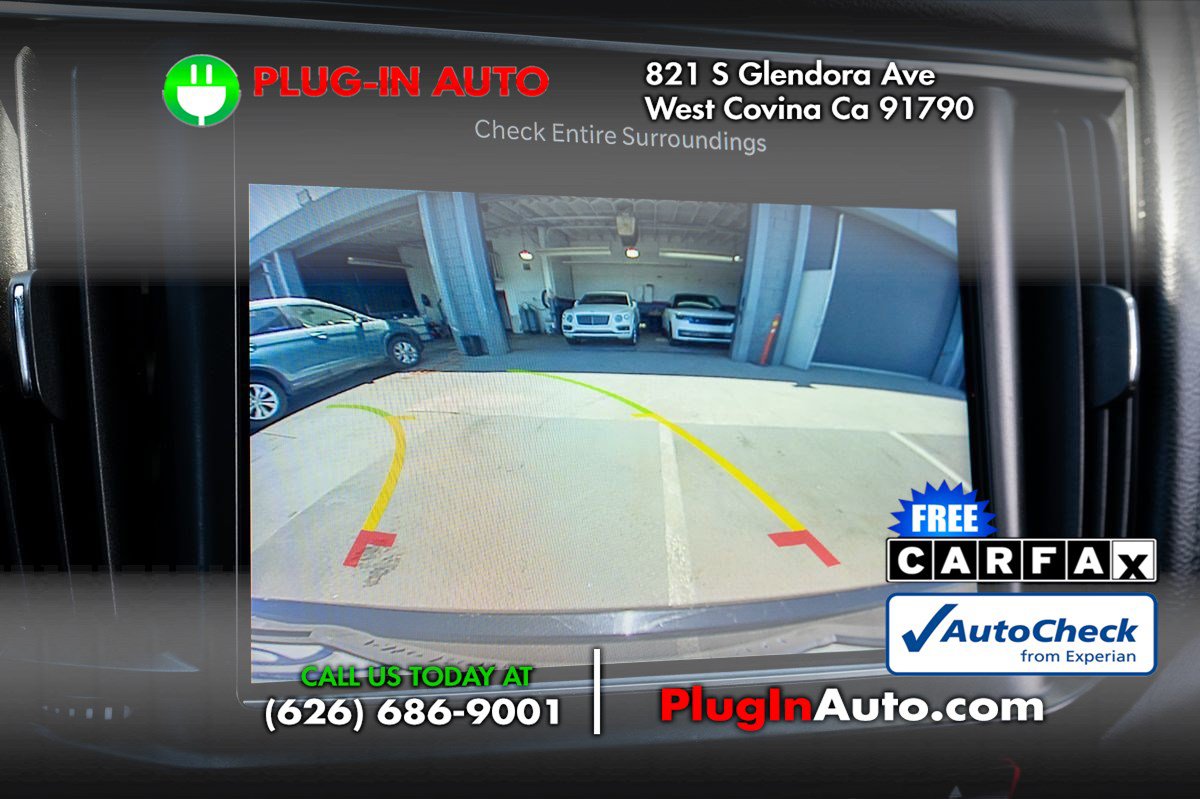 Used 2021 Maserati Levante S AWD/4WD image 35