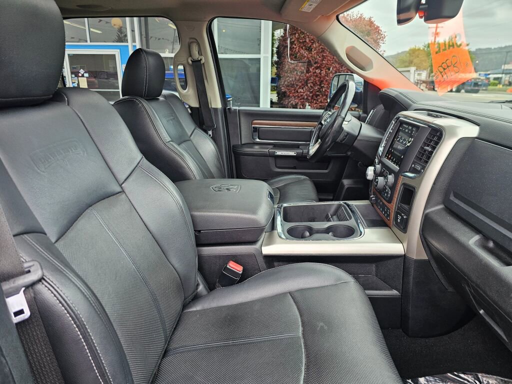 Used 2018 RAM 1500 Laramie w/ Convenience Group AWD/4WD image 12