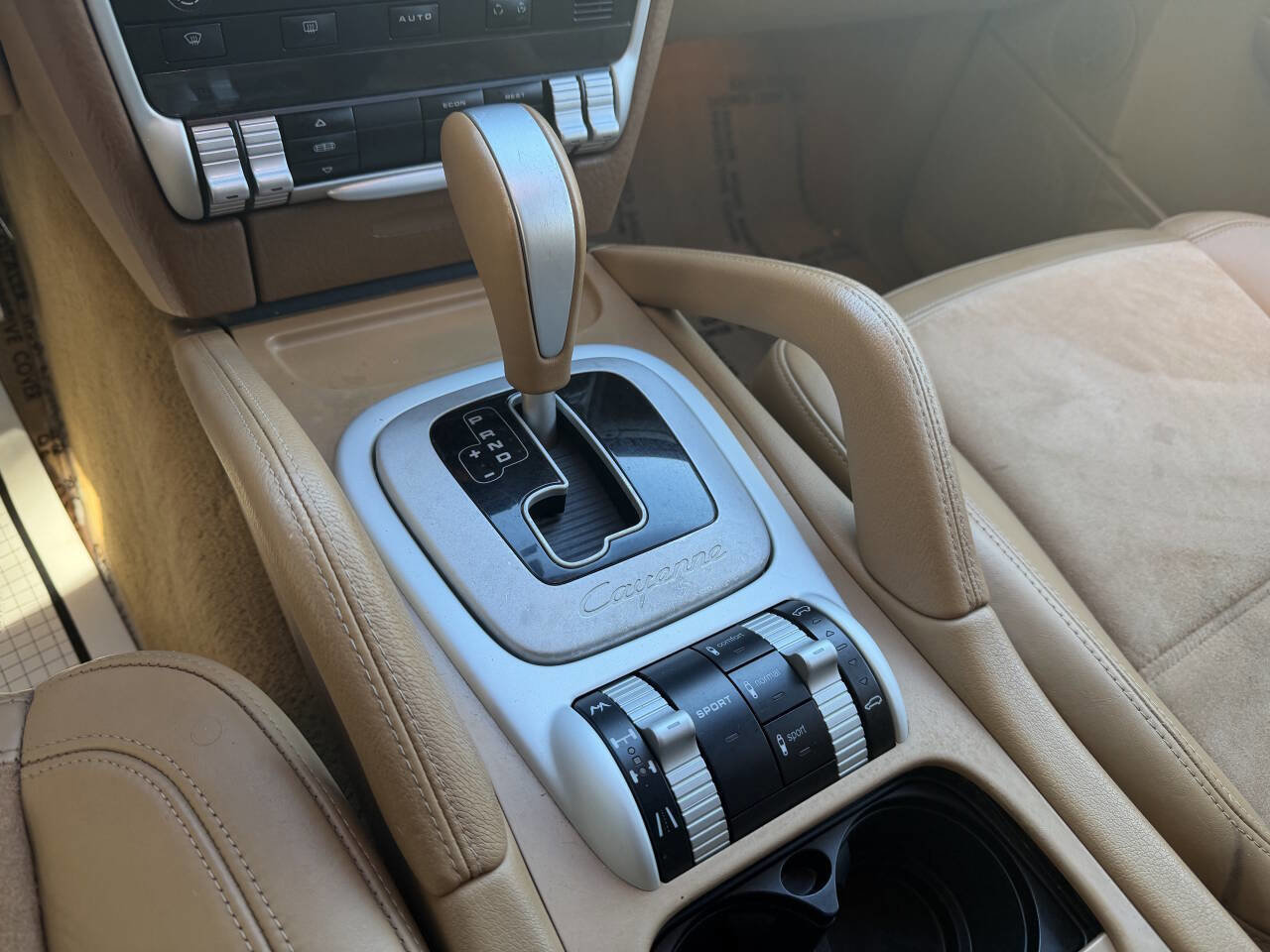 Used 2008 Porsche Cayenne GTS image 21