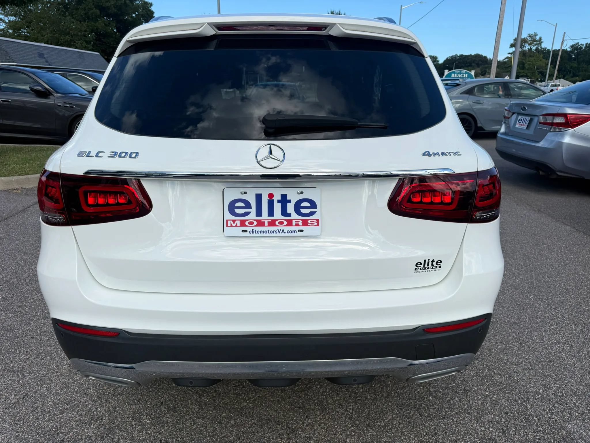 Used 2022 Mercedes-Benz GLC 300 4MATIC w/ Multimedia Package Lite image 6