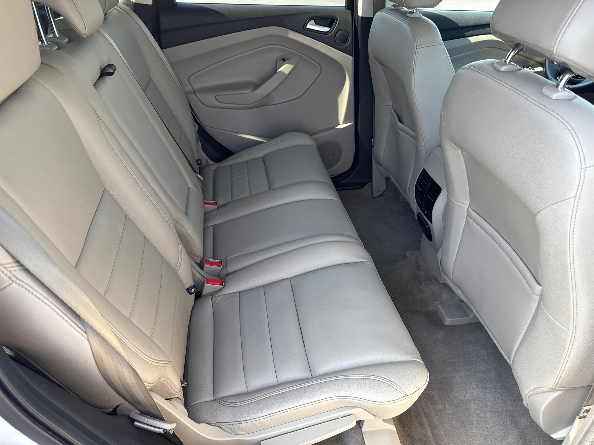 Used 2016 Ford Escape Titanium w/ Equipment Group 301A image 17