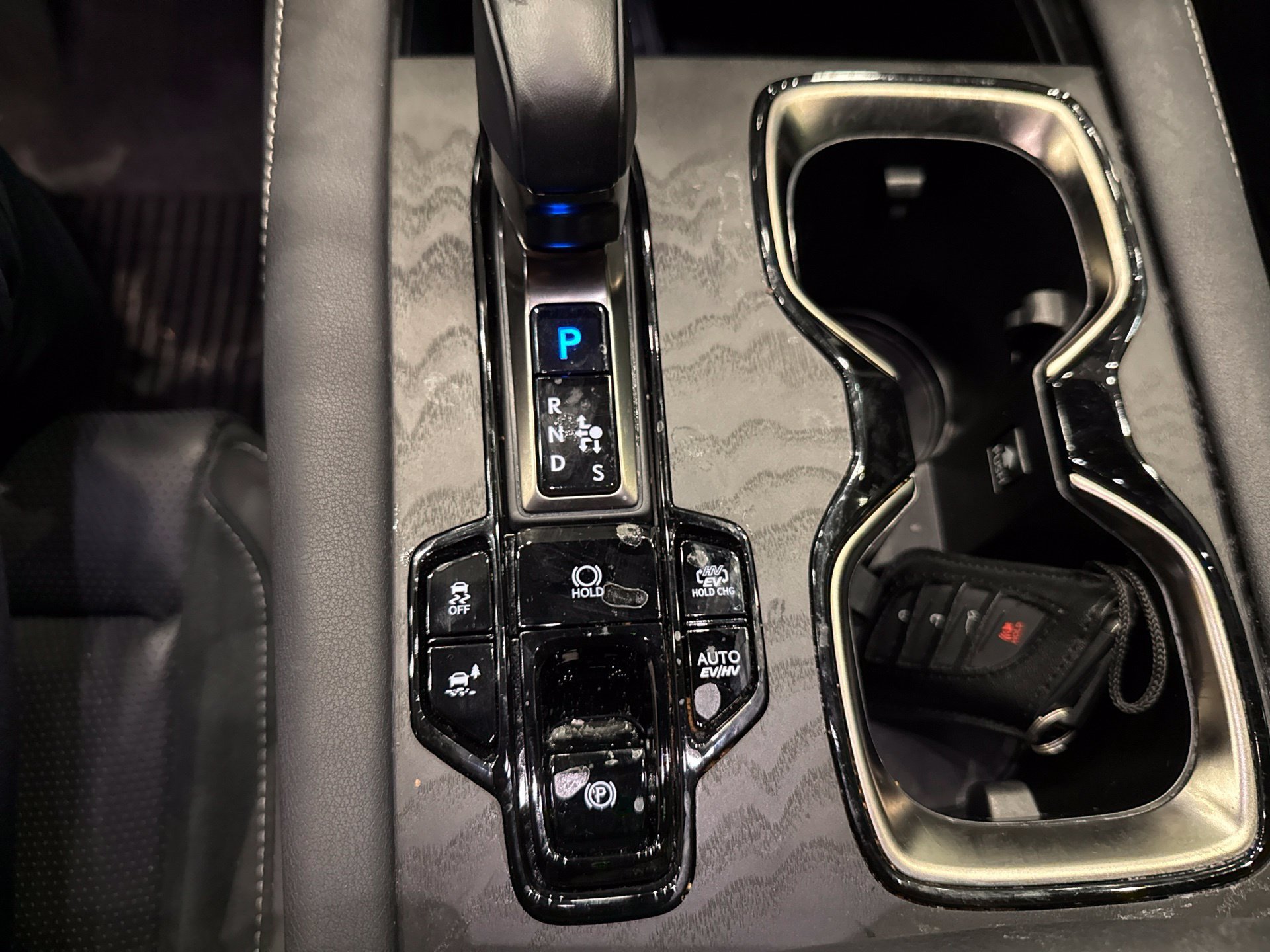 Used 2025 Lexus RX 450h AWD w/ Convenience Package image 16