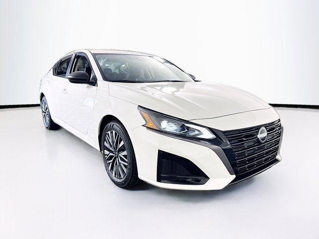 New 2026 Nissan Altima 2.5 SV FWD image 3