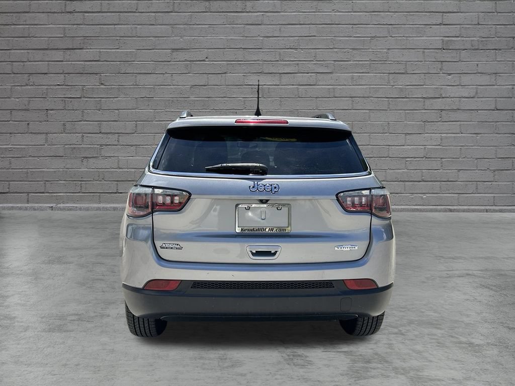 Certified 2020 Jeep Compass Latitude FWD image 7