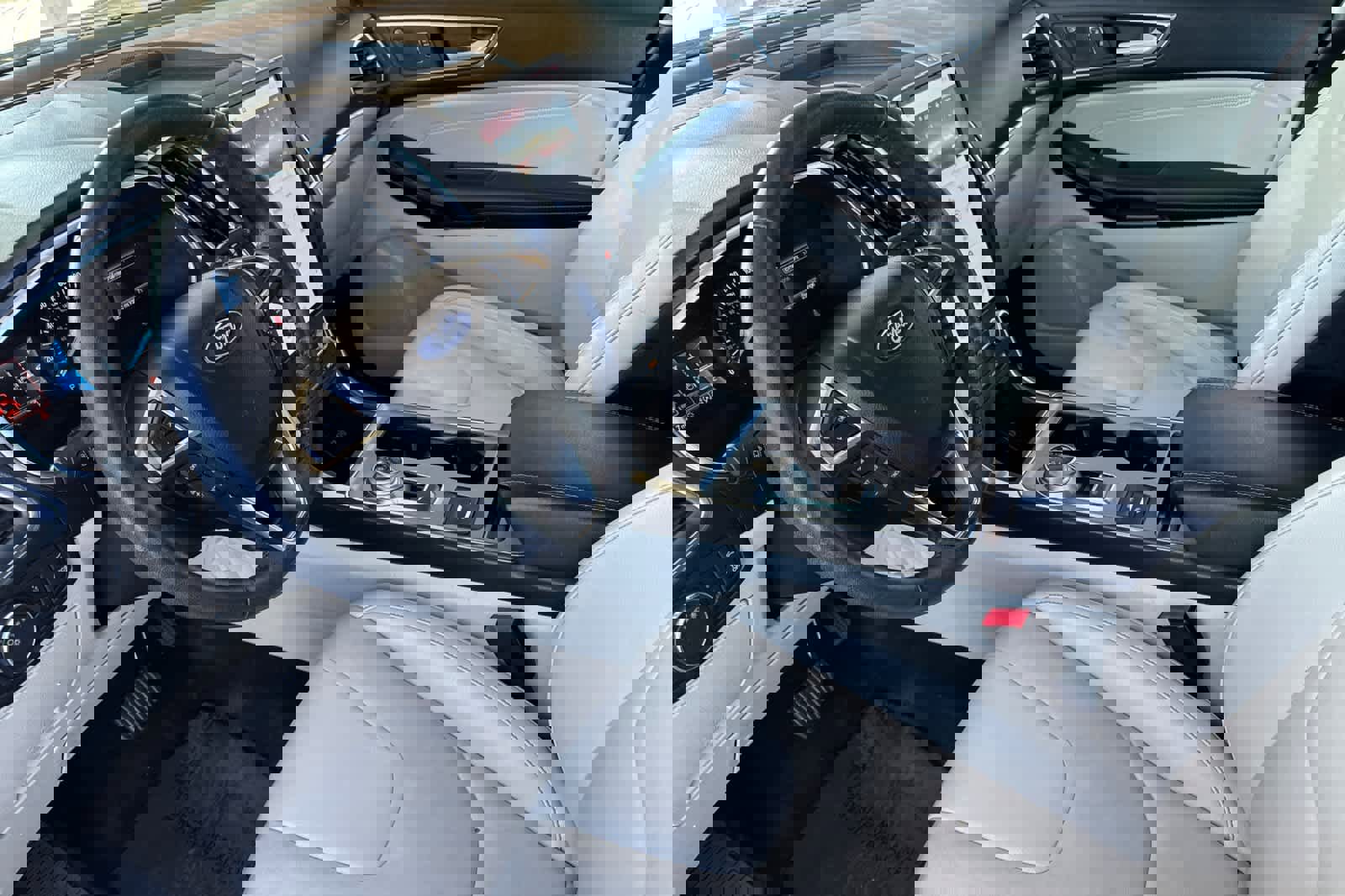 Used 2021 Ford Edge Titanium w/ Cargo Accessory Package image 11