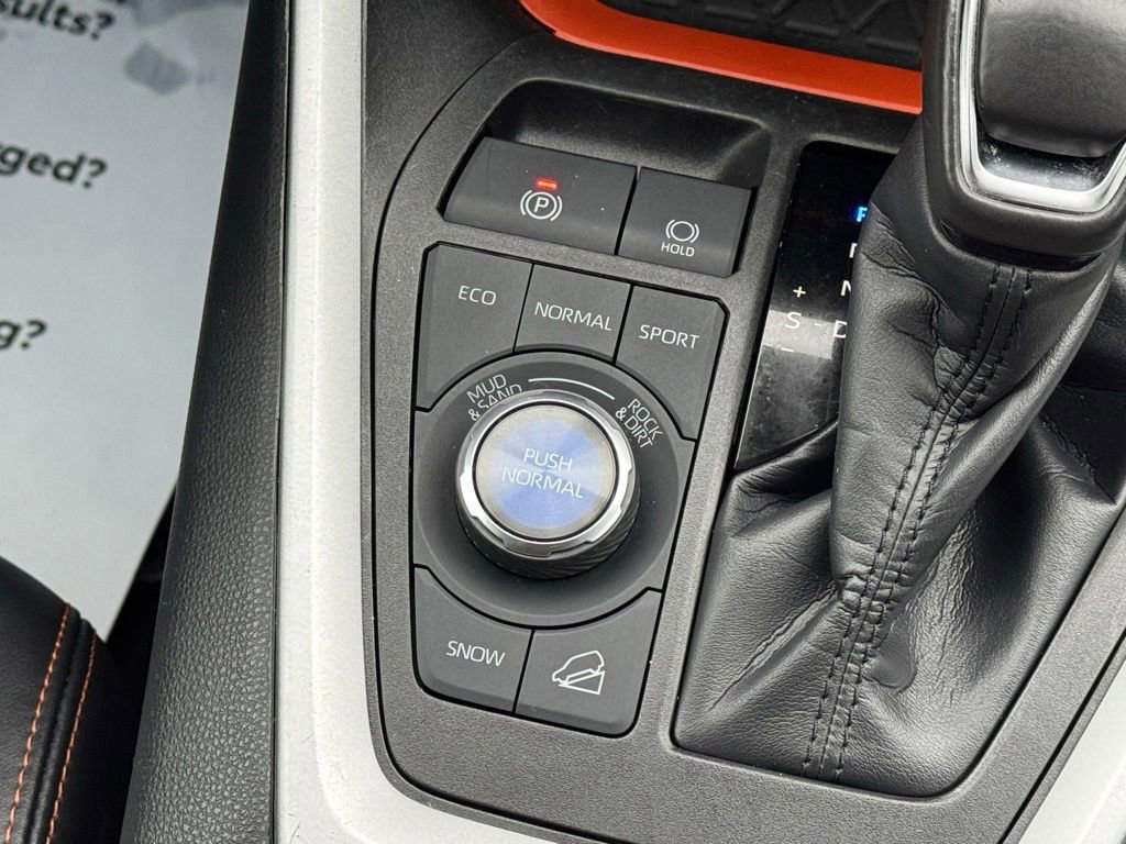 Used 2023 Toyota RAV4 Adventure image 34