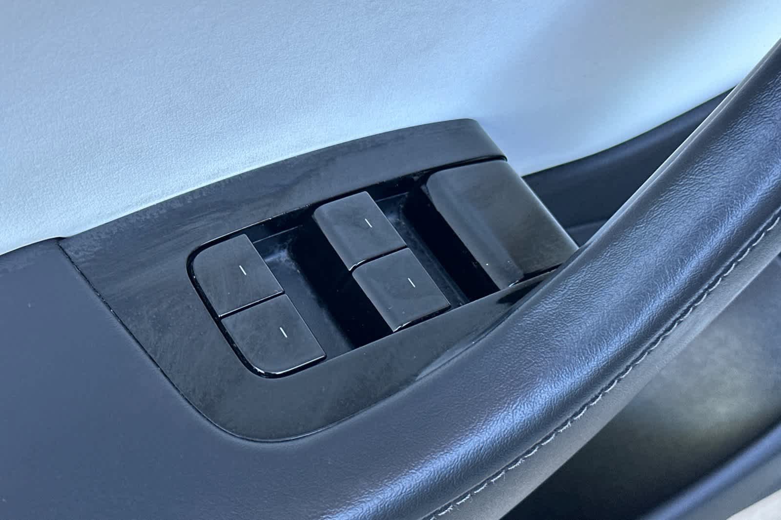 Used 2019 Tesla Model 3 Long Range AWD/4WD image 13