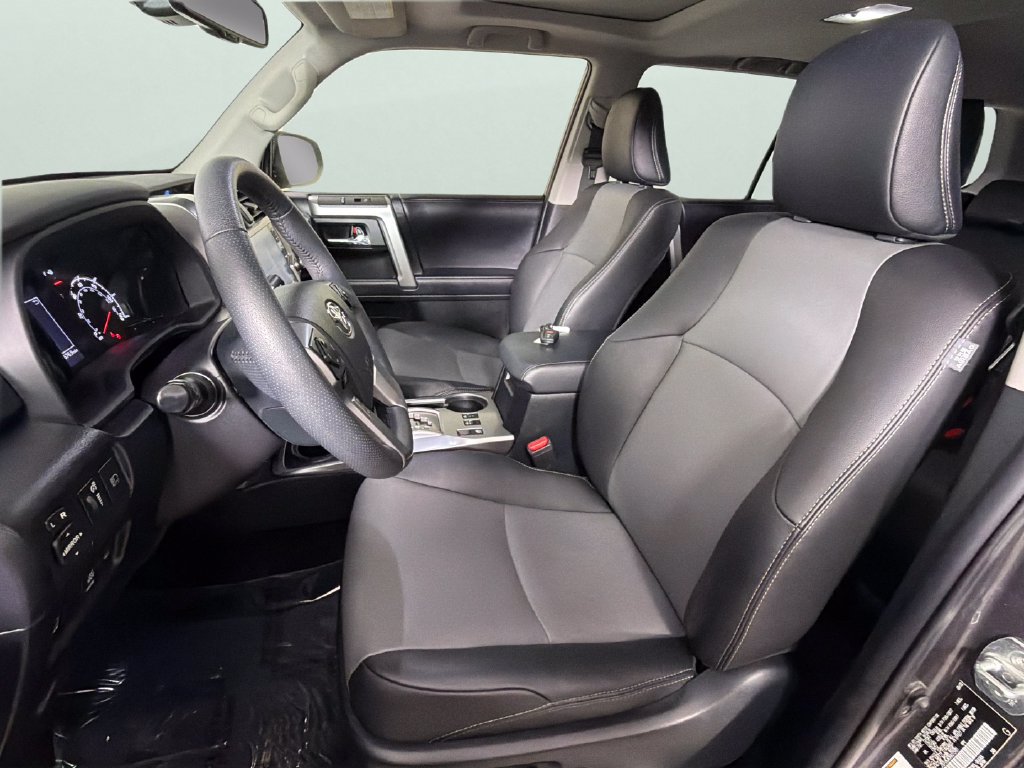 Used 2022 Toyota 4Runner SR5 Premium w/ Moonroof Package RWD image 18