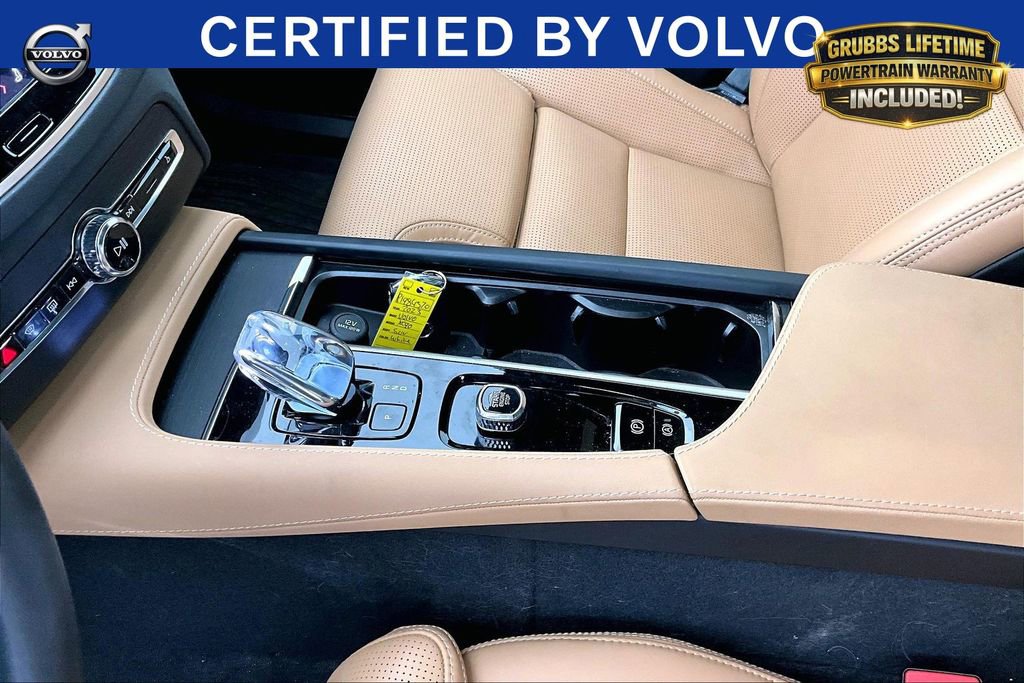Used 2023 Volvo XC90 T8 Ultimate w/ Protection Package AWD/4WD image 13