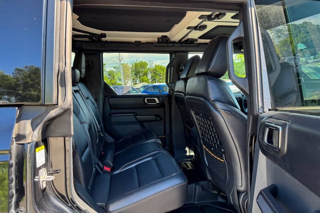Used 2024 Ford Bronco Badlands AWD/4WD image 17
