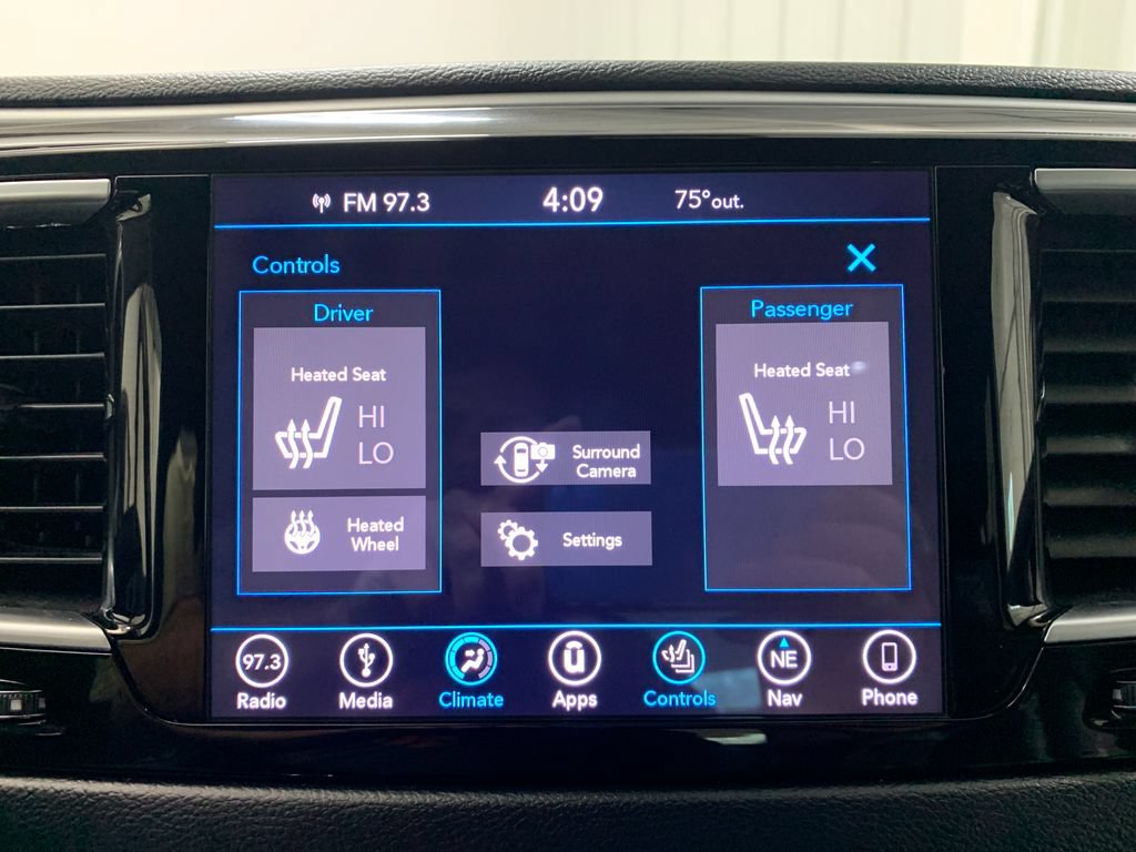 Used 2019 Chrysler Pacifica Touring-L Plus w/ Advanced Safetytec Group FWD image 31