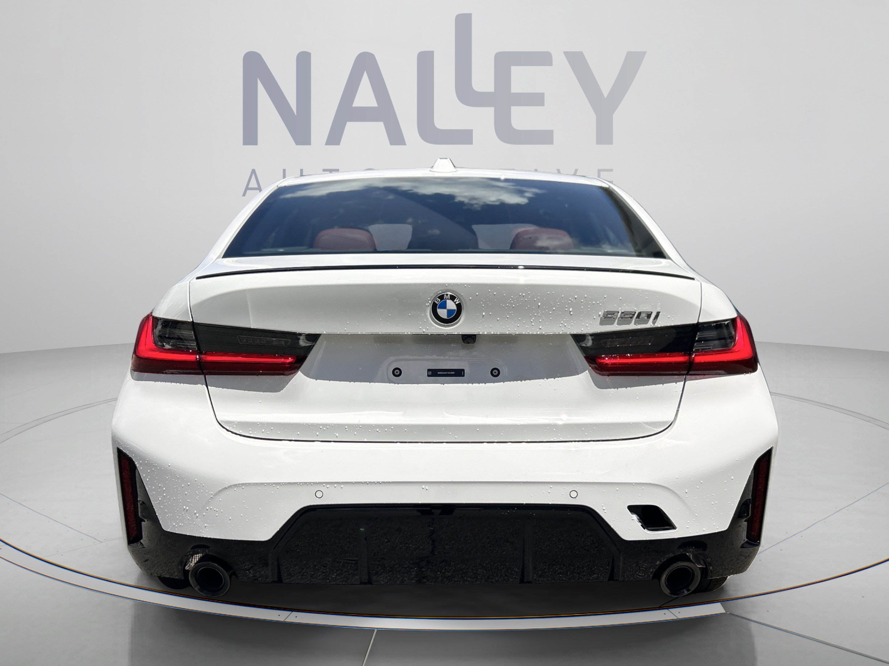 Used 2026 BMW 330i Sedan w/ M Sport Package RWD image 3