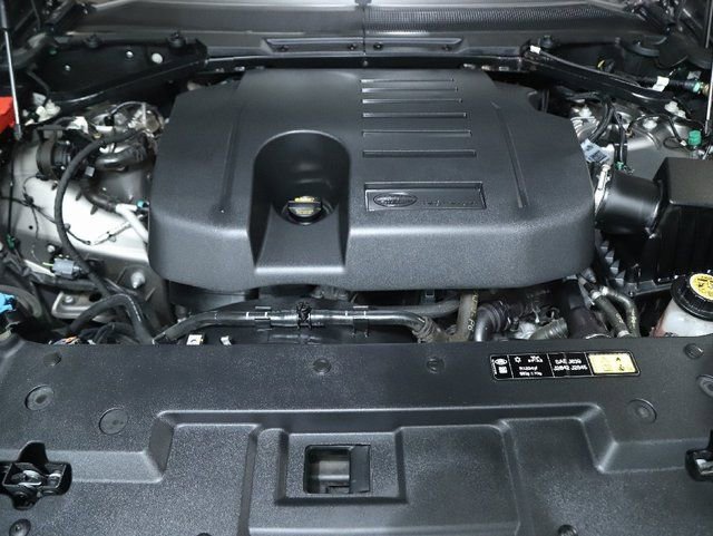 Certified 2024 Land Rover Defender 110 X-Dynamic SE image 38