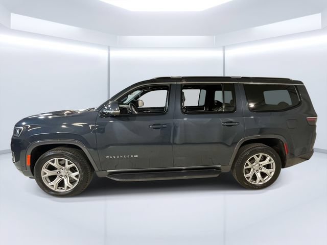 Used 2022 Jeep Wagoneer Series I w/ Premium Group I AWD/4WD image 2