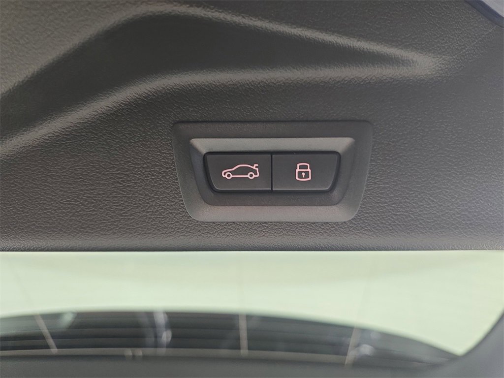 New 2026 BMW X5 xDrive40i w/ Premium Package image 13