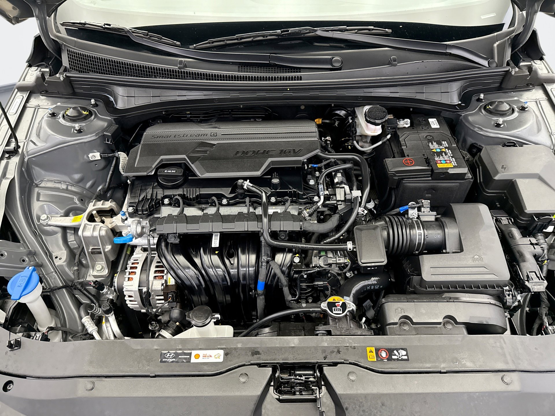 Used 2025 Hyundai Elantra Sport image 21