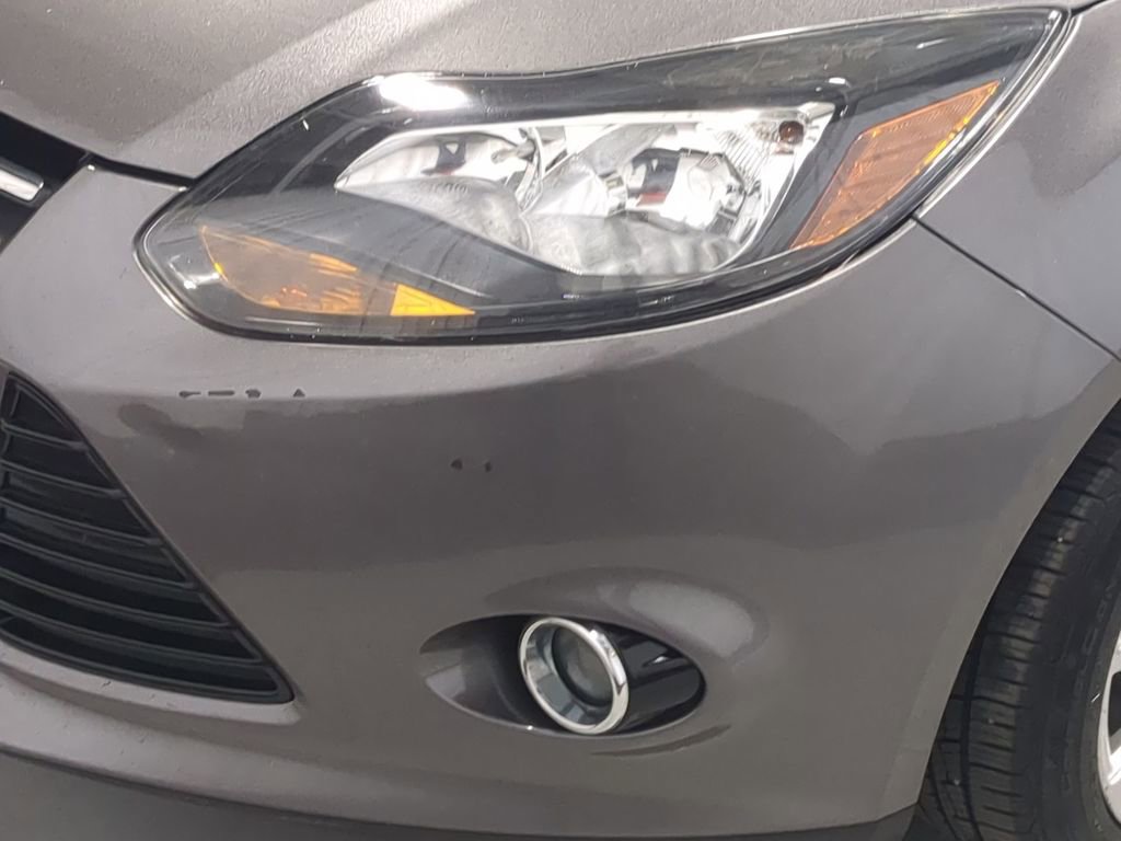 Used 2014 Ford Focus Titanium FWD image 14