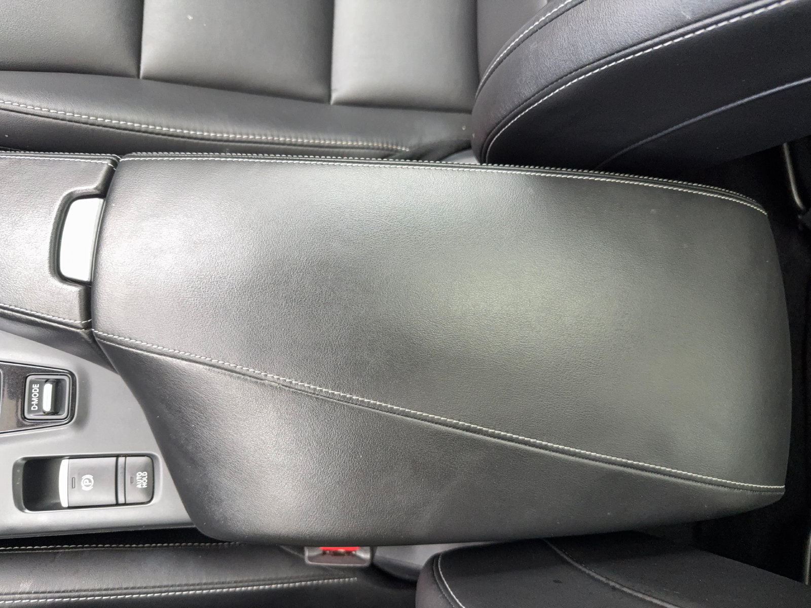 Used 2019 INFINITI QX50 Luxe w/ Navigation Package FWD image 31