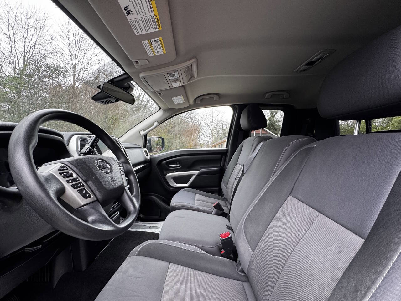 Used 2021 Nissan Titan SV w/ Accessory Utility Package image 8