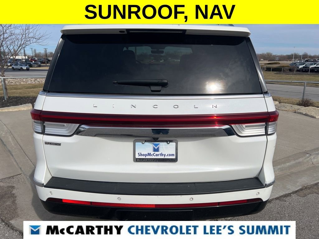 Used 2023 Lincoln Navigator Reserve image 16