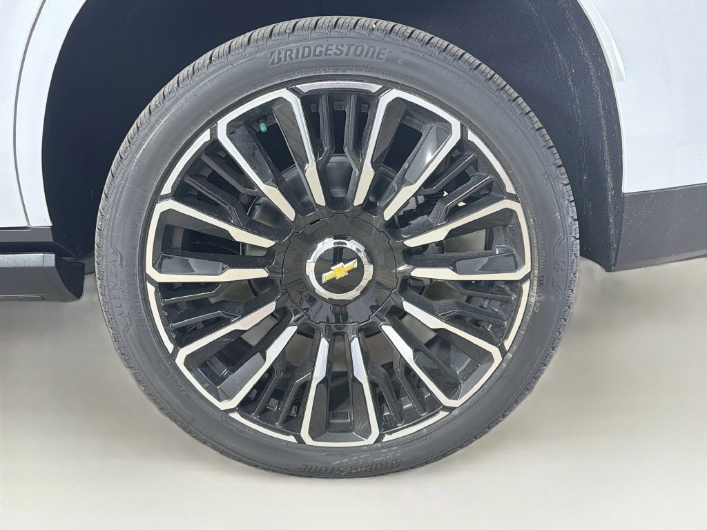 New 2026 Chevrolet Tahoe High Country AWD/4WD image 24