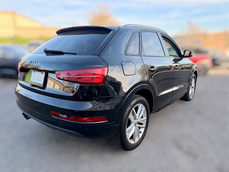 Used 2017 Audi Q3 2.0T Premium FWD image 5
