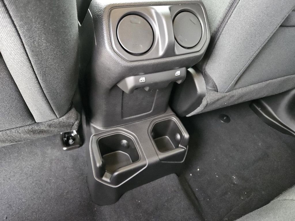 New 2026 Jeep Gladiator Sport image 10