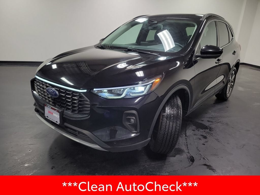 Used 2024 Ford Escape Platinum AWD/4WD image 4