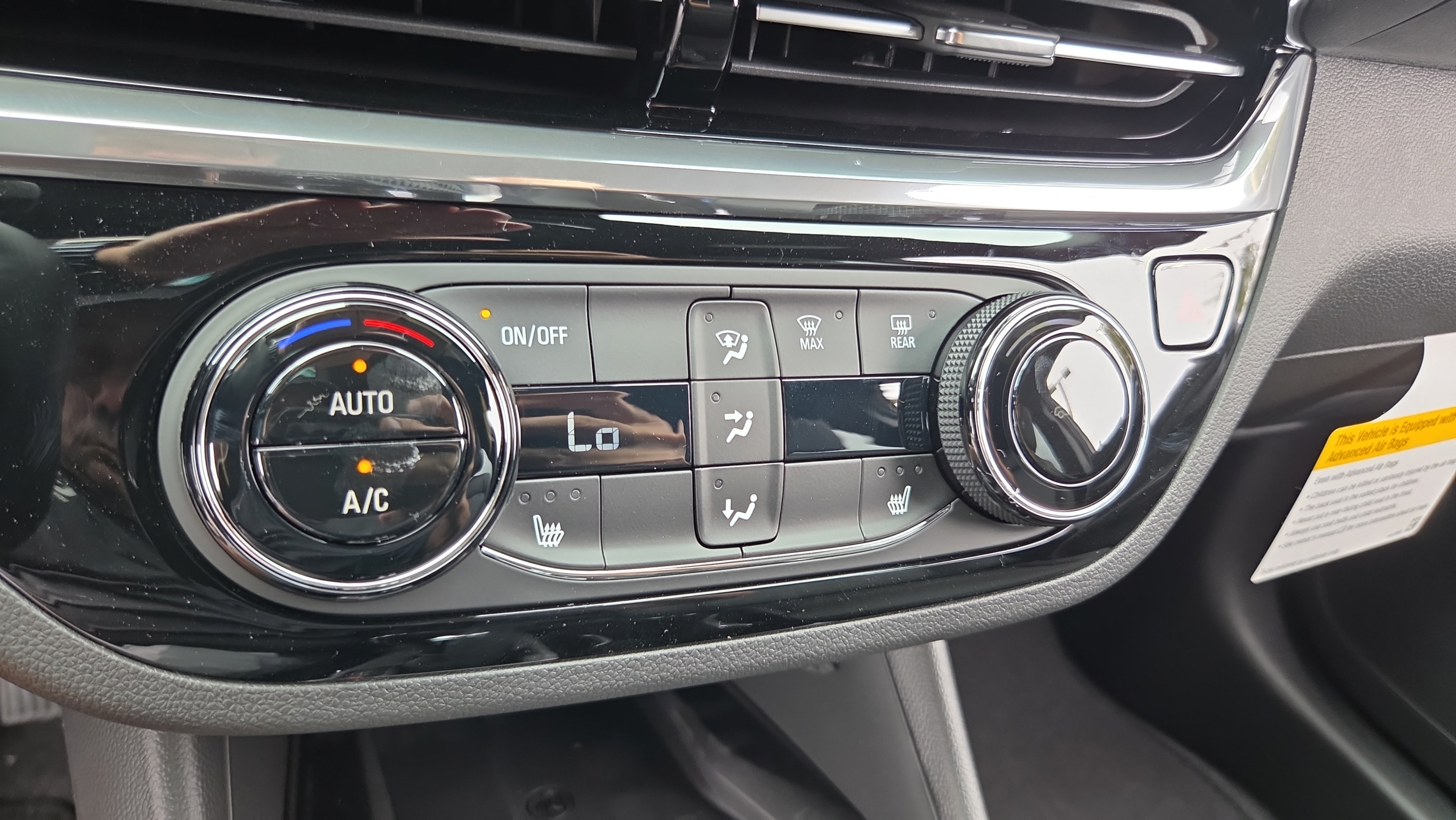 New 2026 Buick Envista Sport Touring w/ Convenience I Package FWD image 20