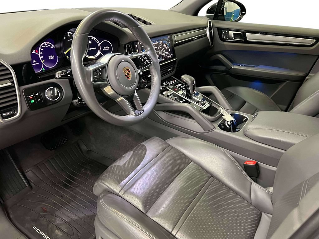 Used 2023 Porsche Cayenne Platinum Edition AWD/4WD image 15