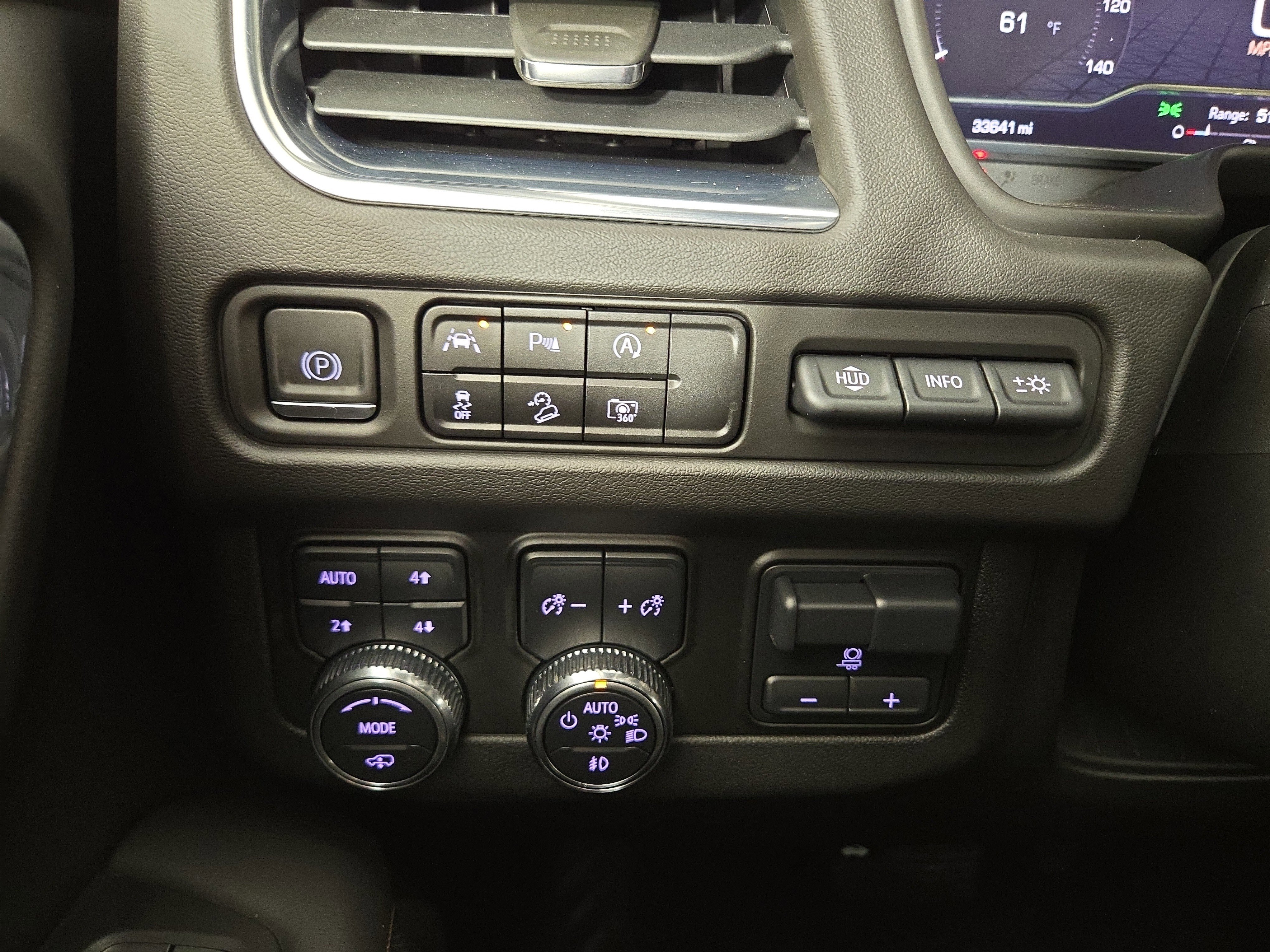 Certified 2023 GMC Yukon AT4 image 31