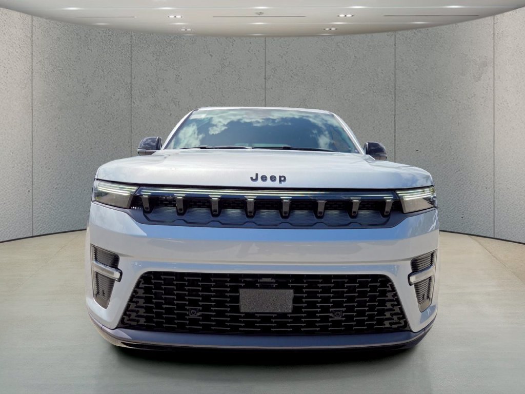 New 2026 Jeep Grand Wagoneer Limited AWD/4WD image 2