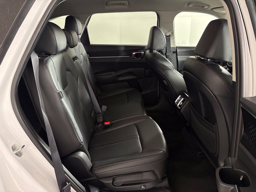 Used 2024 Kia Sorento S FWD image 42