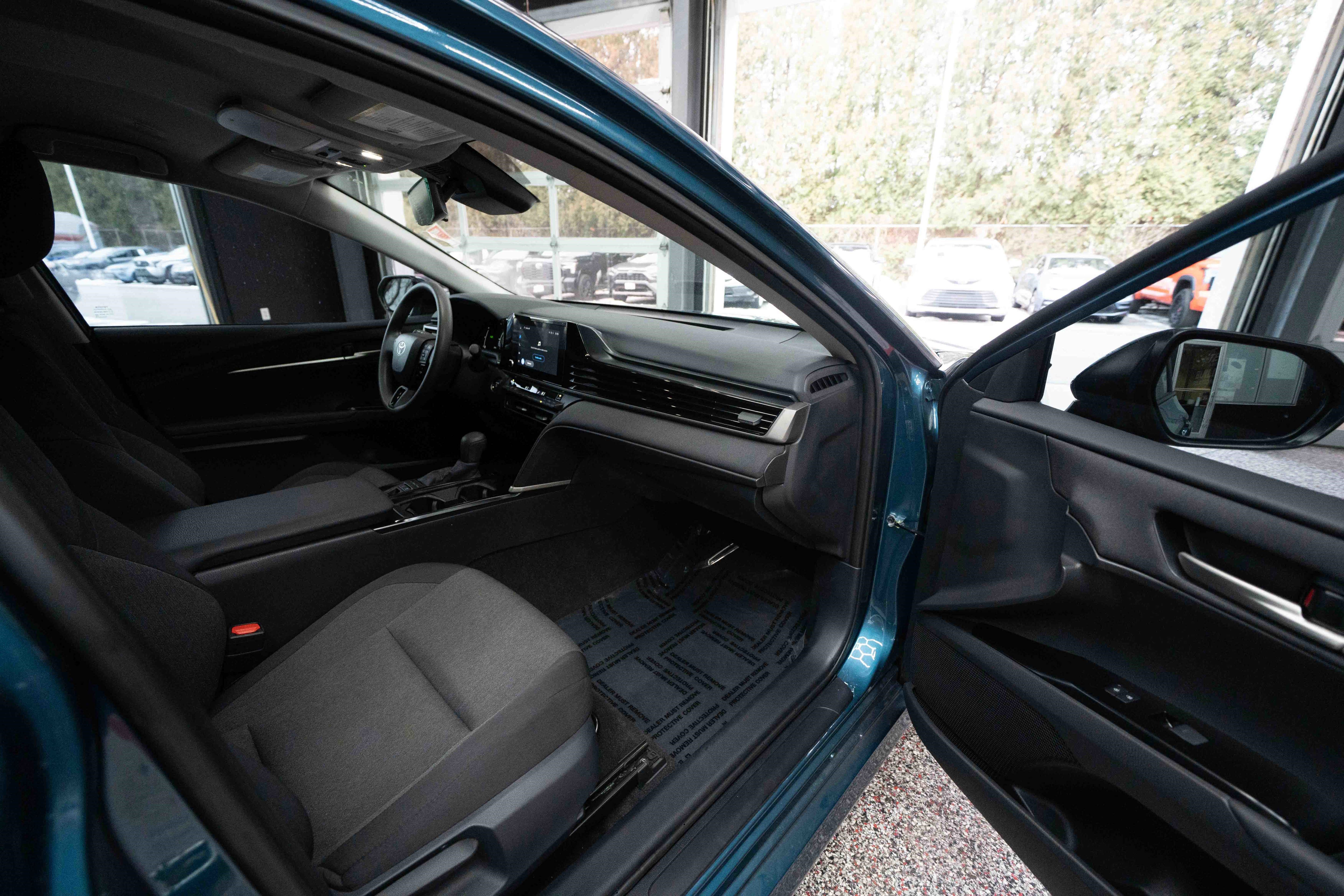 Used 2025 Toyota Camry LE image 25