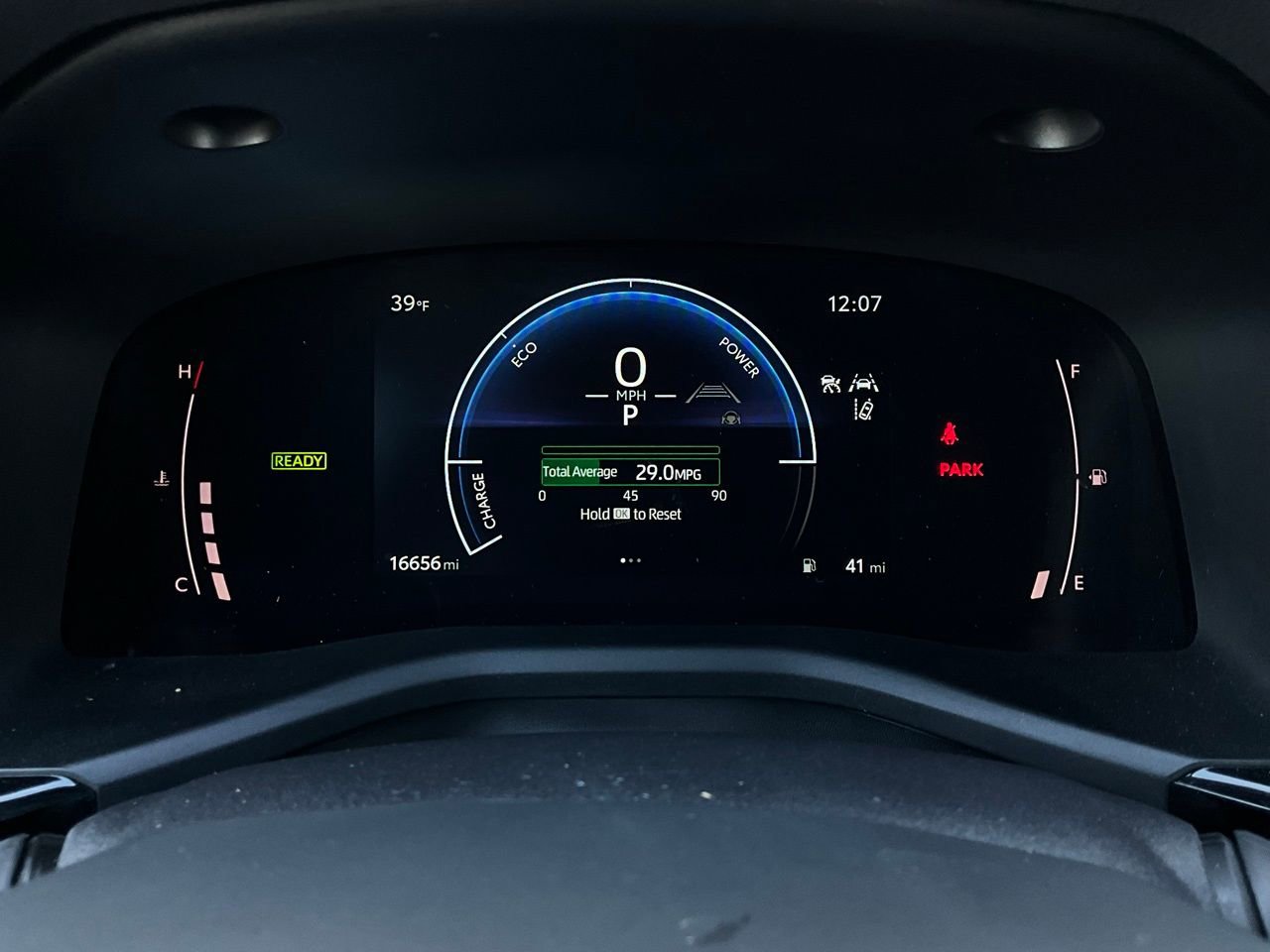 Used 2025 Toyota Camry SE image 37