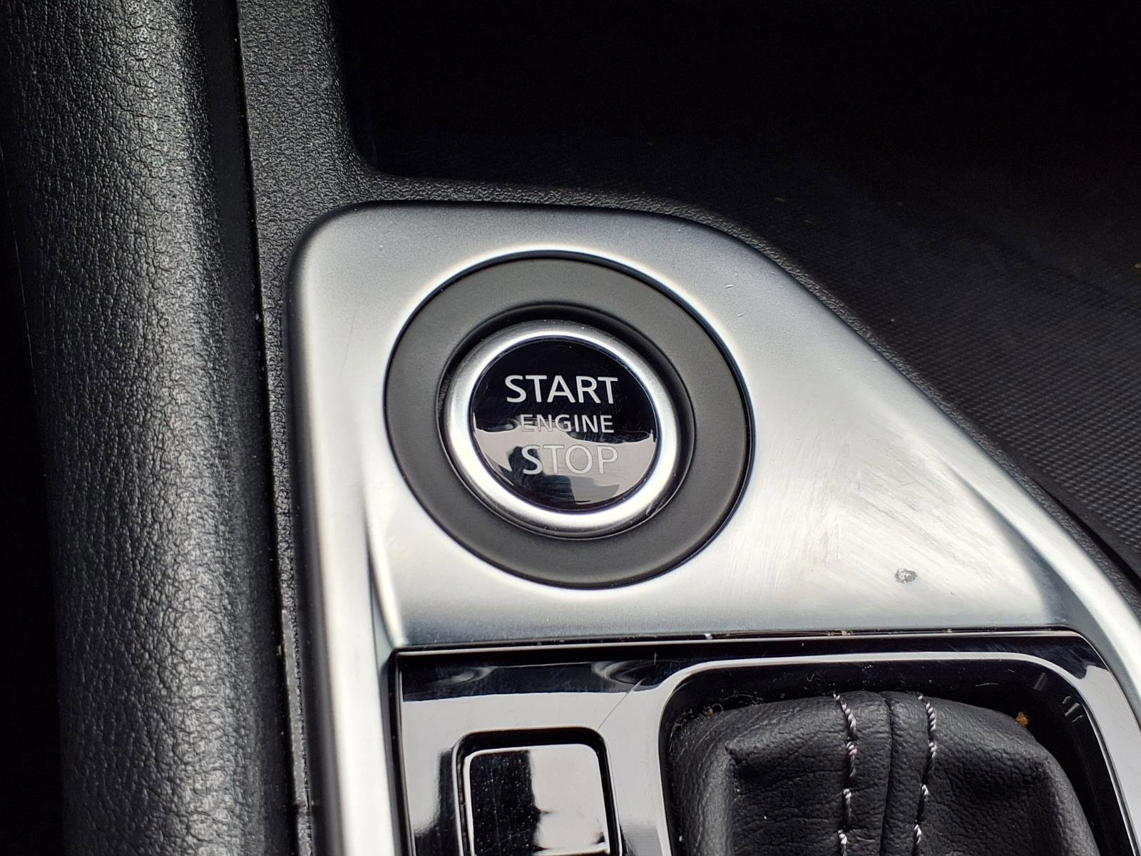 Used 2025 Nissan Sentra SV image 20