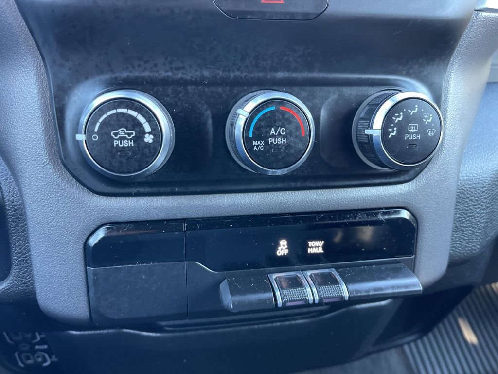 Used 2021 RAM 1500 Big Horn image 12