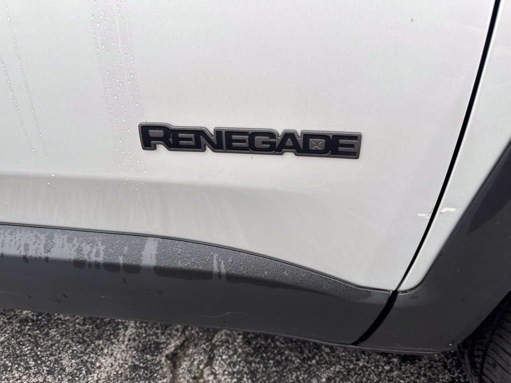 Used 2020 Jeep Renegade Altitude AWD/4WD image 41