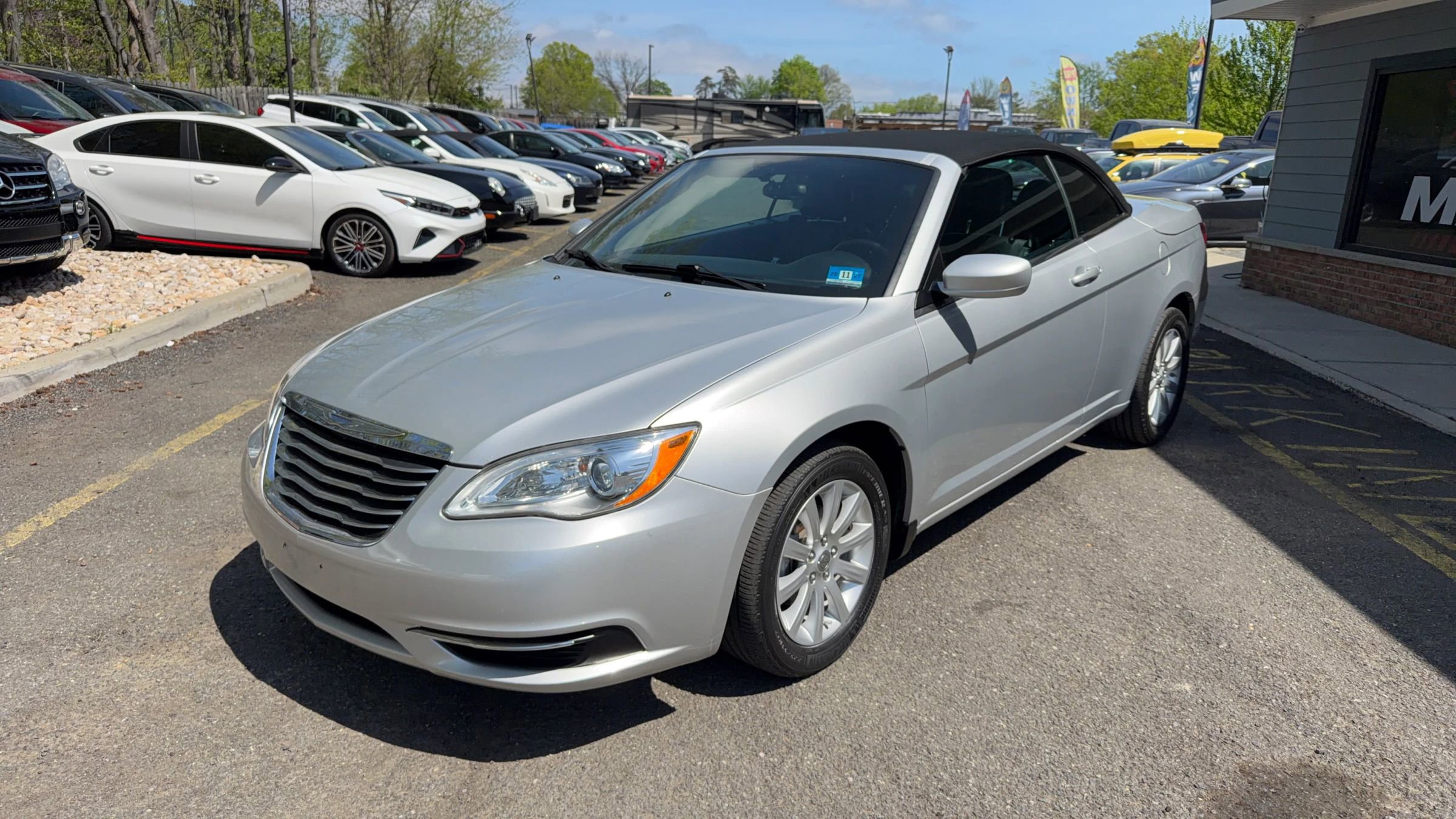 Used 2012 Chrysler 200 Touring image 1