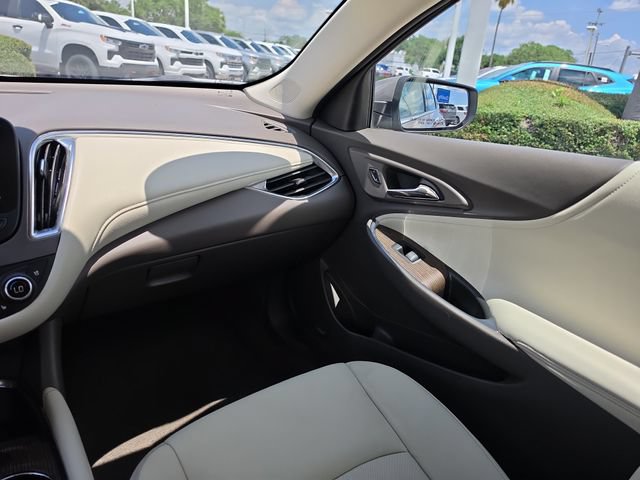 Used 2024 Chevrolet Malibu LT FWD image 10
