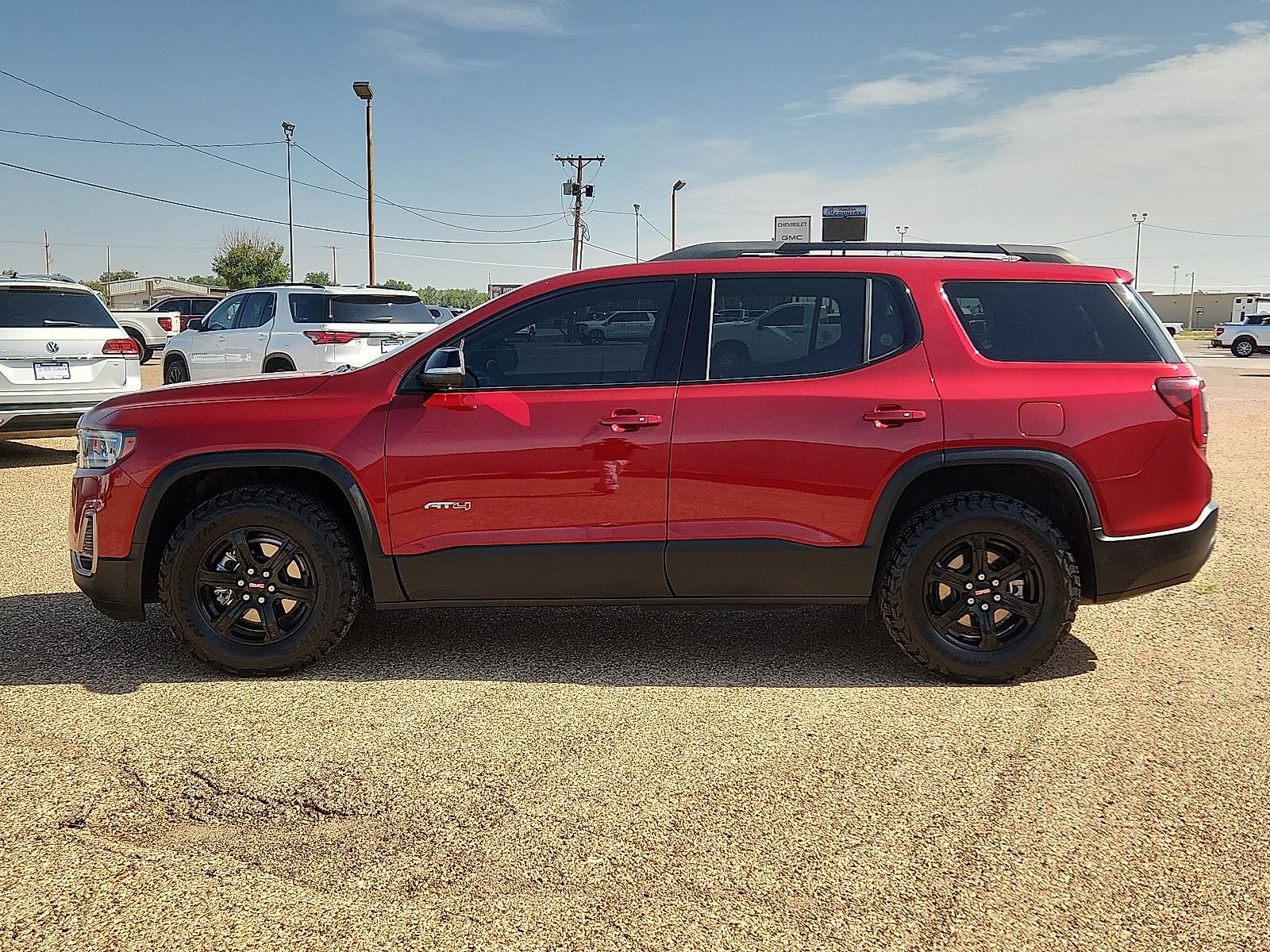 Used 2023 GMC Acadia AT4 w/ Technology Package AWD/4WD image 2
