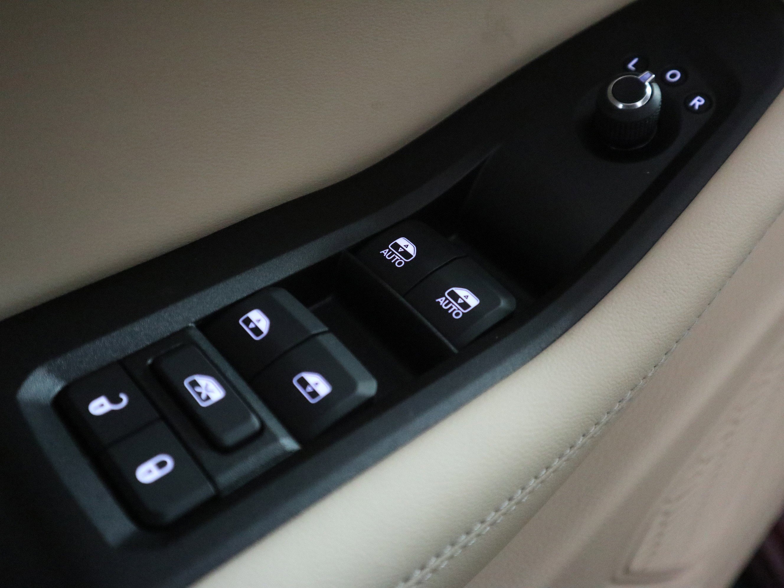 New 2025 Jeep Grand Cherokee Limited image 34