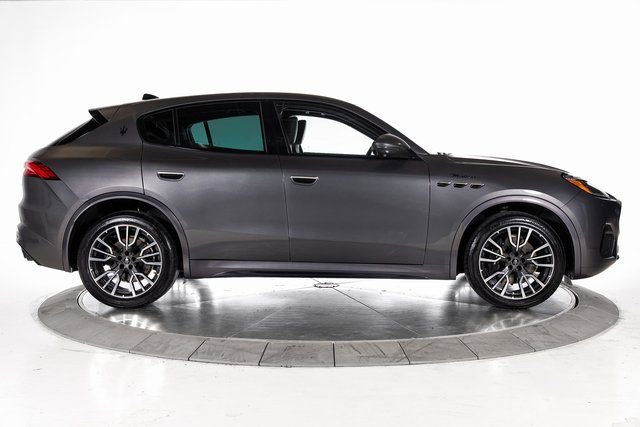 Used 2023 Maserati Grecale Modena image 7