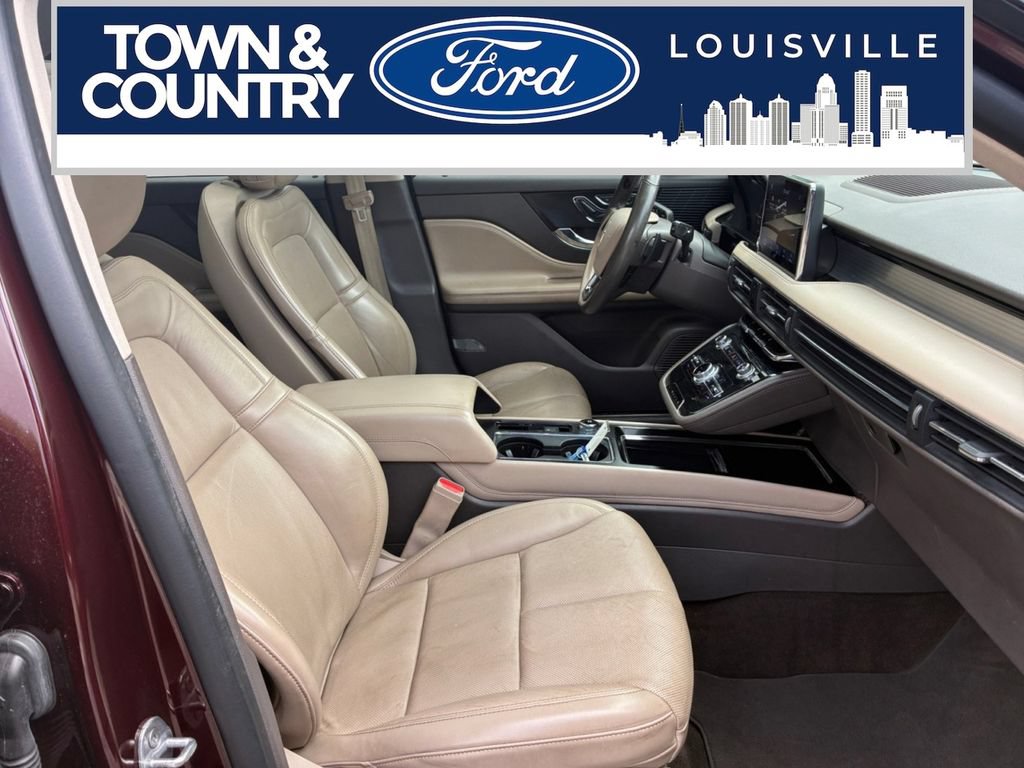 Used 2020 Lincoln Corsair FWD w/ Premium Package image 24