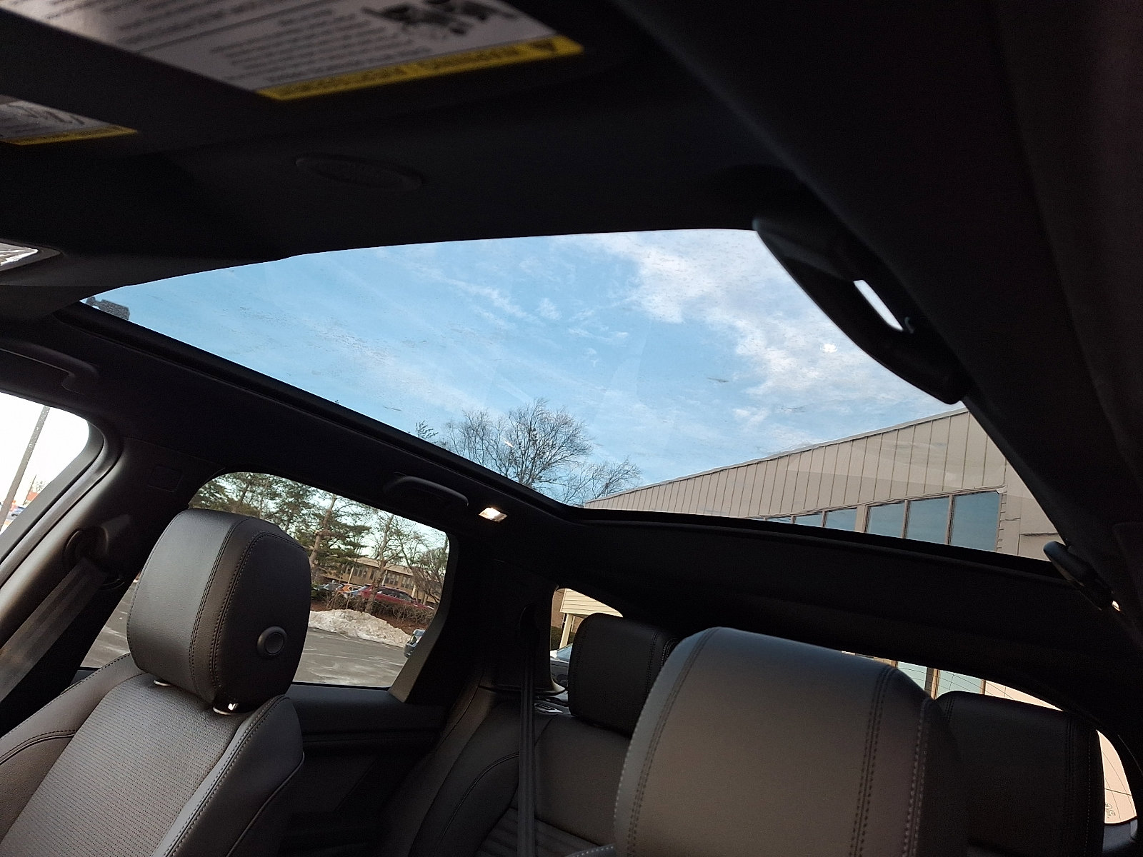 New 2026 Land Rover Discovery Sport Landmark image 12